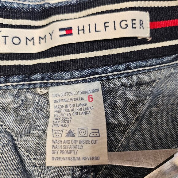 Vintage Tommy Hilfiger Y2K Women's Blue Buttons Up Denim Skirt Size 6 - Picture 7 of 7